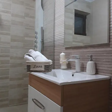 Apartamento Stoian Rezidence, *